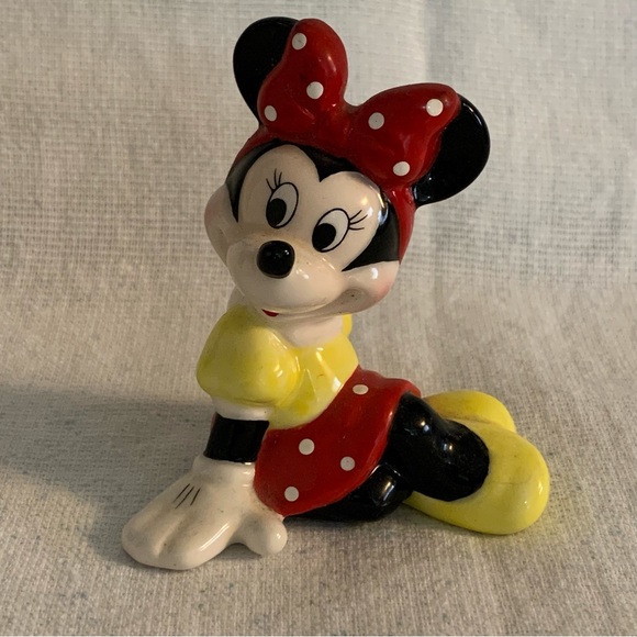 Vintage 90’s DISNEY Minnie Mouse Sitting Pose Porcelain Knickknack Collector EXC - Picture 7 of 10